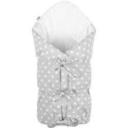 Klasická šněrovací zavinovačka New Baby šedá s puntíky