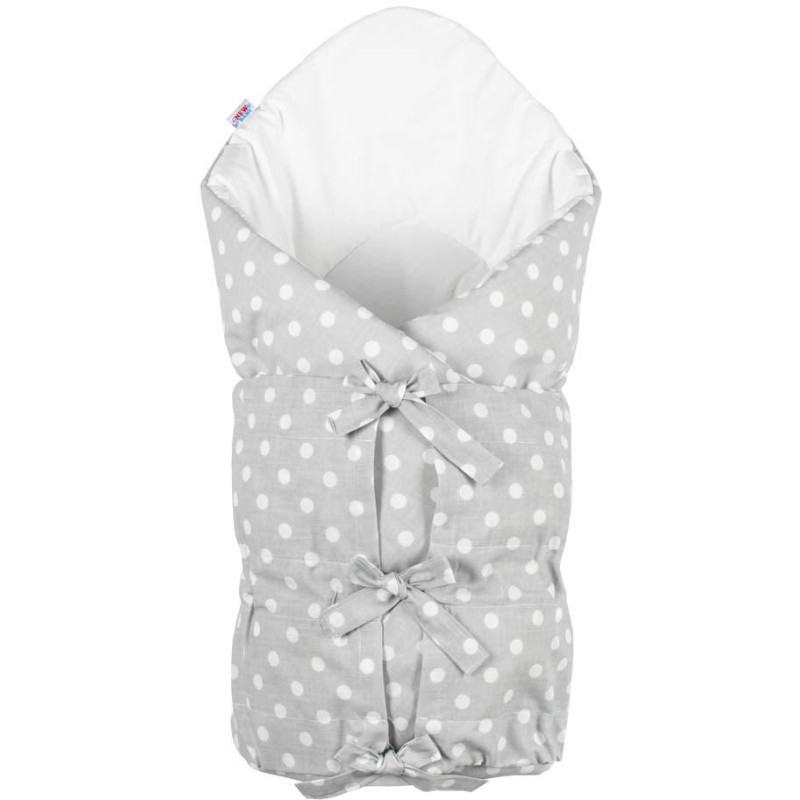 Klasická šněrovací zavinovačka New Baby šedá s puntíky